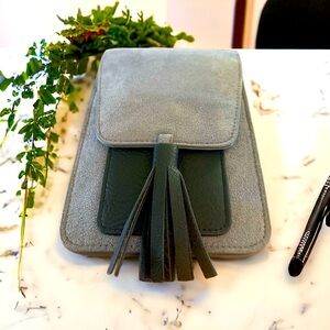 K Carrol Key & Card Holder with RFID Protection